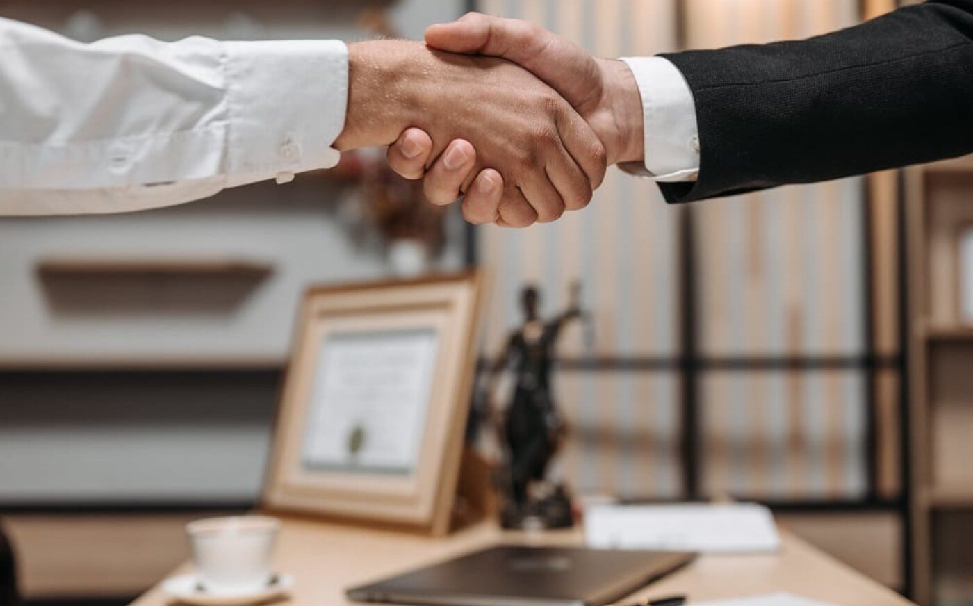 hand shake